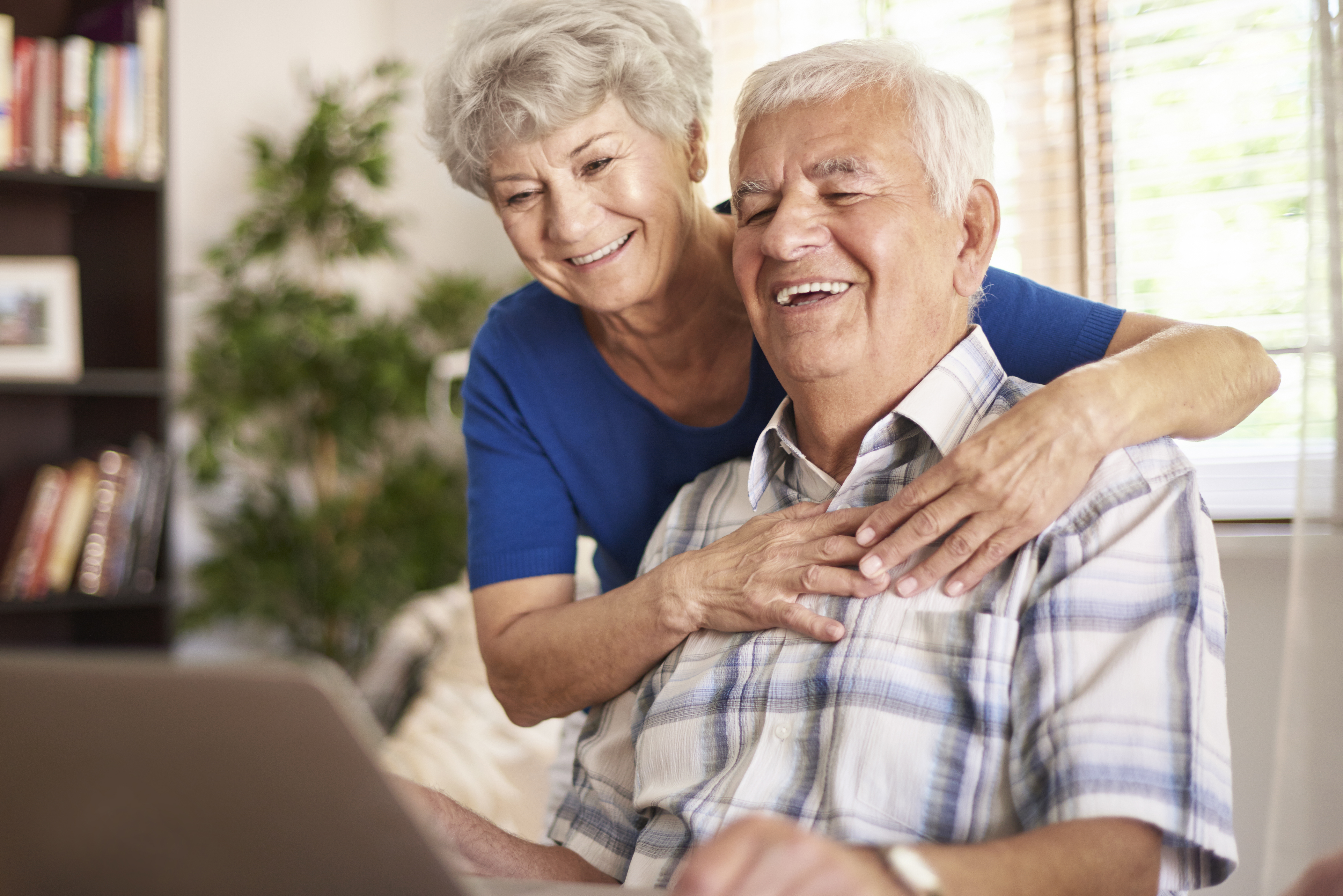 GrandBox: A Thoughtful Way to Help Seniors Feel Loved This July- Featured Shot